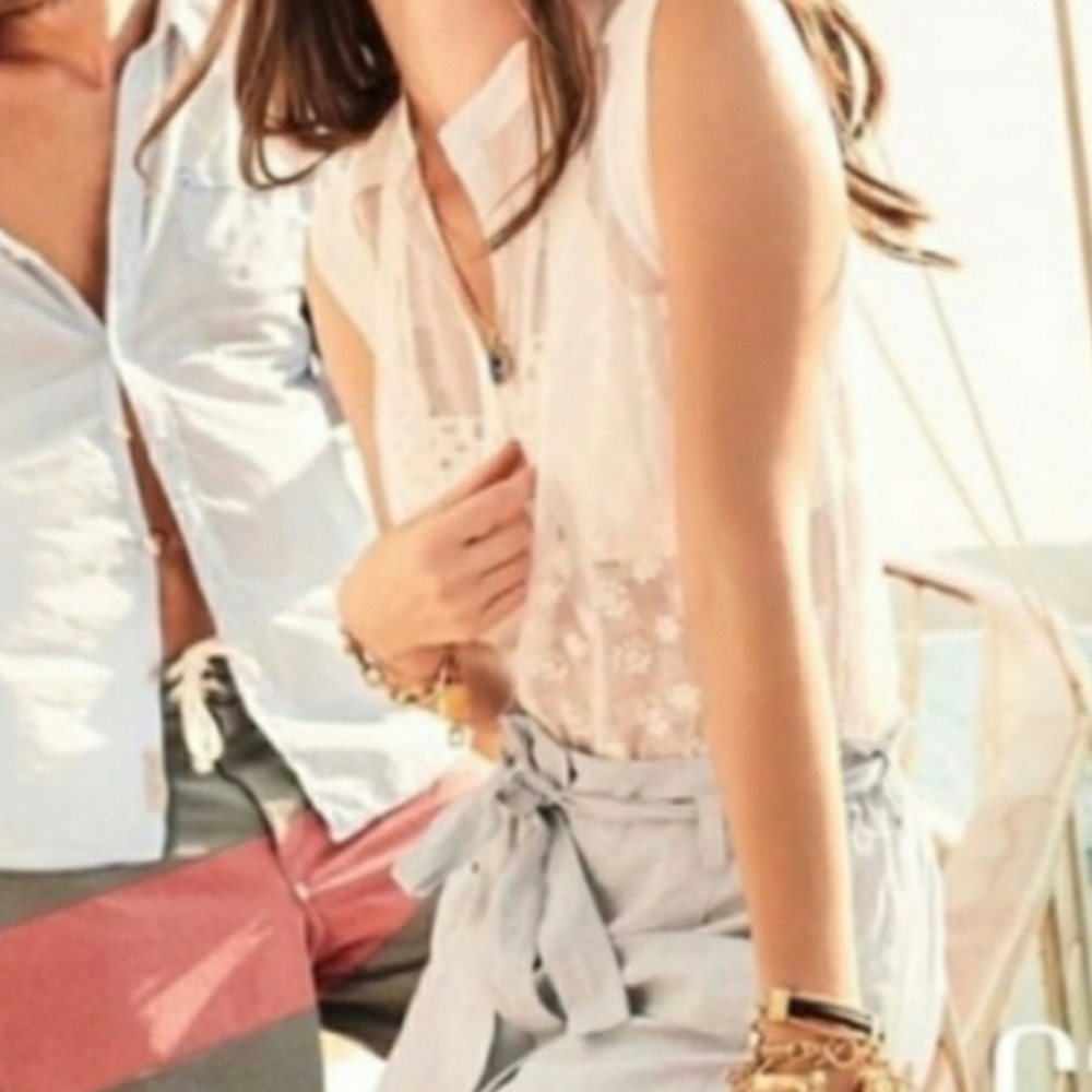 Cabi Lace Top White Lace Sleeveless Shirt Popover